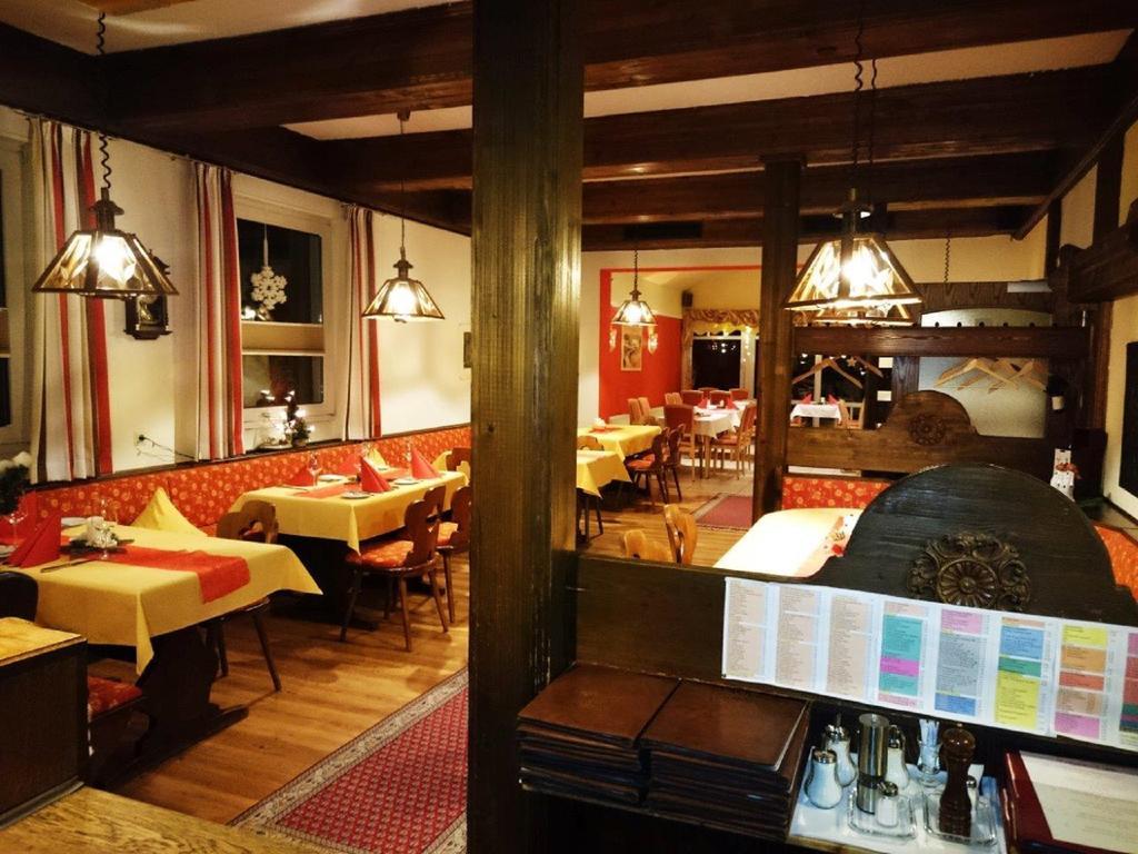 Hotel Goldbaechel Wachenheim an der Weinstraße Εξωτερικό φωτογραφία
